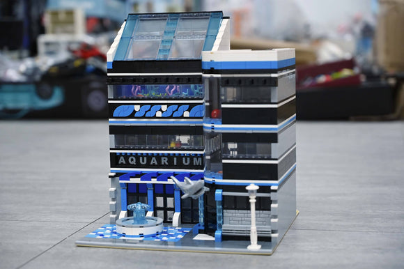 Urge Aquarium Ocean Museum Building Set- 2249 Pieces