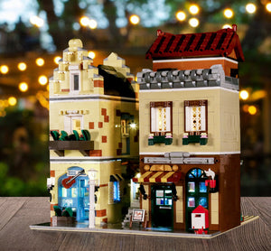 Mould King Coffee House & Music Store Modular Building Set with Light Kit - 3103 Pieces