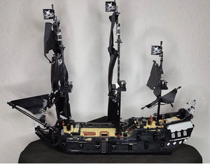 Mould King POTC Black Pearl Ship Set - 2868 Pieces